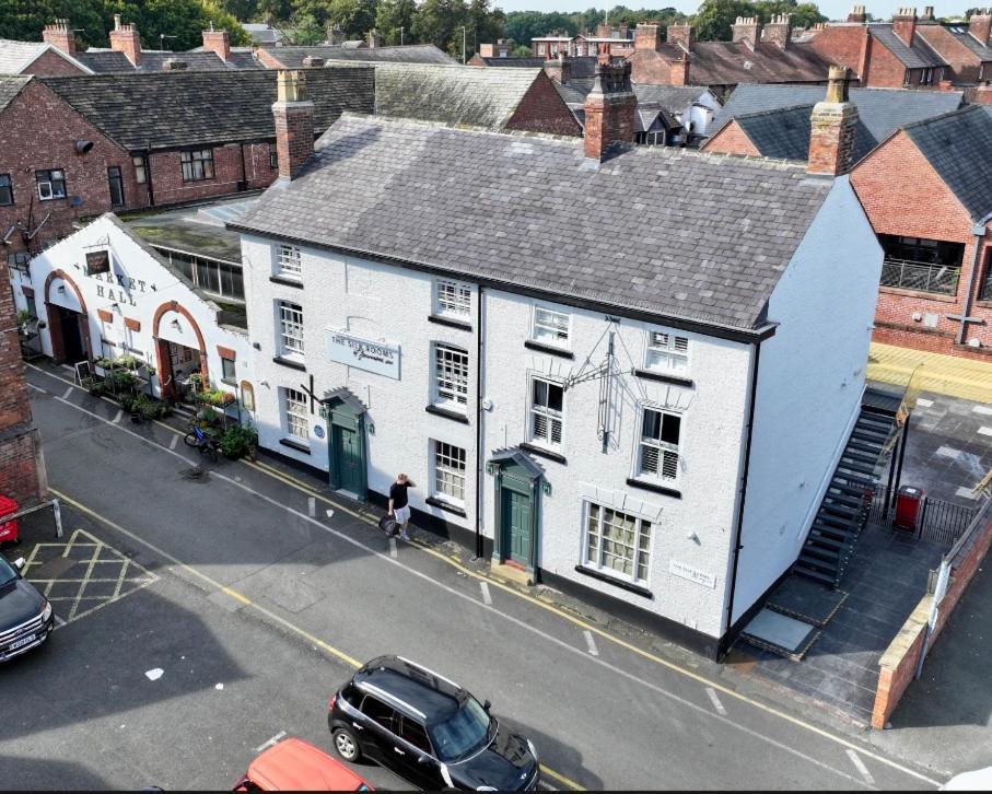 The Silk Rooms, At The Freemasons Inn Knutsford Exteriör bild